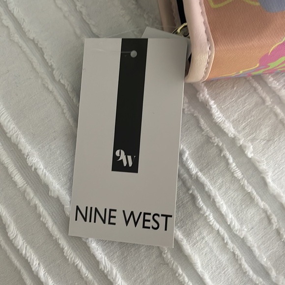 Nine West Hanging Makeup Organizer - Picture 2 of 9